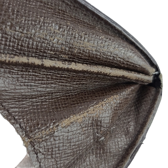 Louis Vuitton Damier Ebene Compact Wallet - Picture 6 of 9